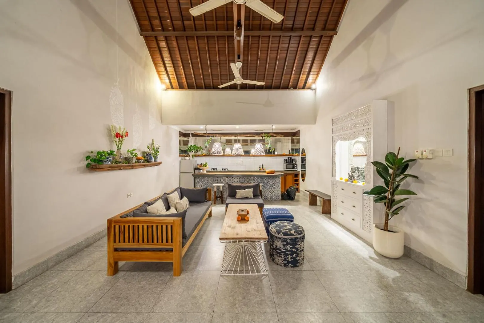 Villa Sarong 2 Chic 2Br Boho Villa Prime Central Location Seminyak  Seminyak (Bali)