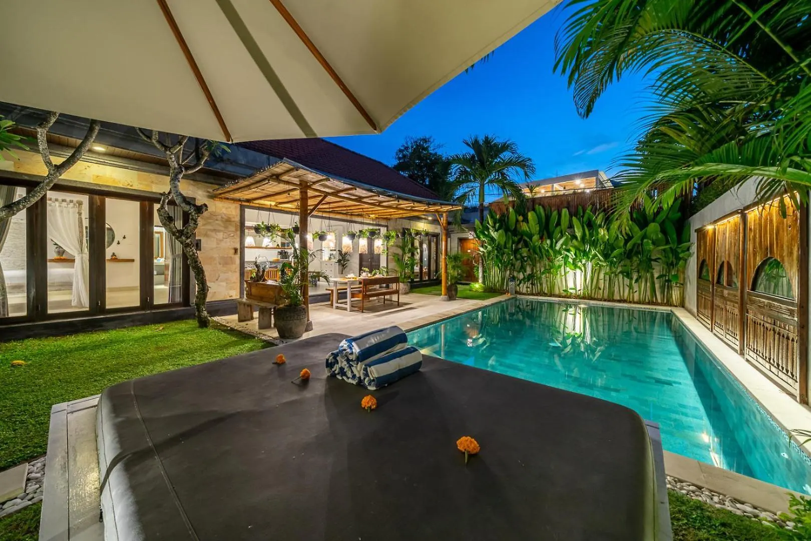 Villa Sarong 2 Chic 2Br Boho Villa Prime Central Location Seminyak